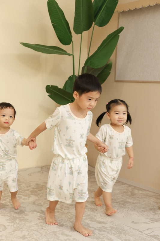Short Sleeve Set (Carousel)
